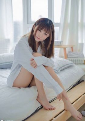 免费看电视剧《小巷人家》