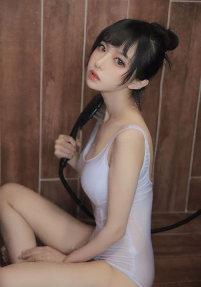 《卿本佳人》未删减版在线观看