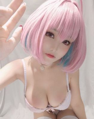 漂亮阿的性教育2在线观看